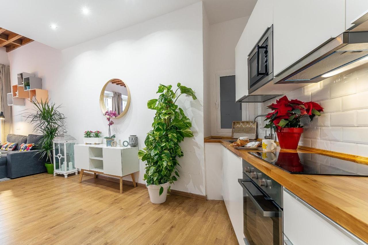 Larios Deluxe Studio Malaga Luaran gambar