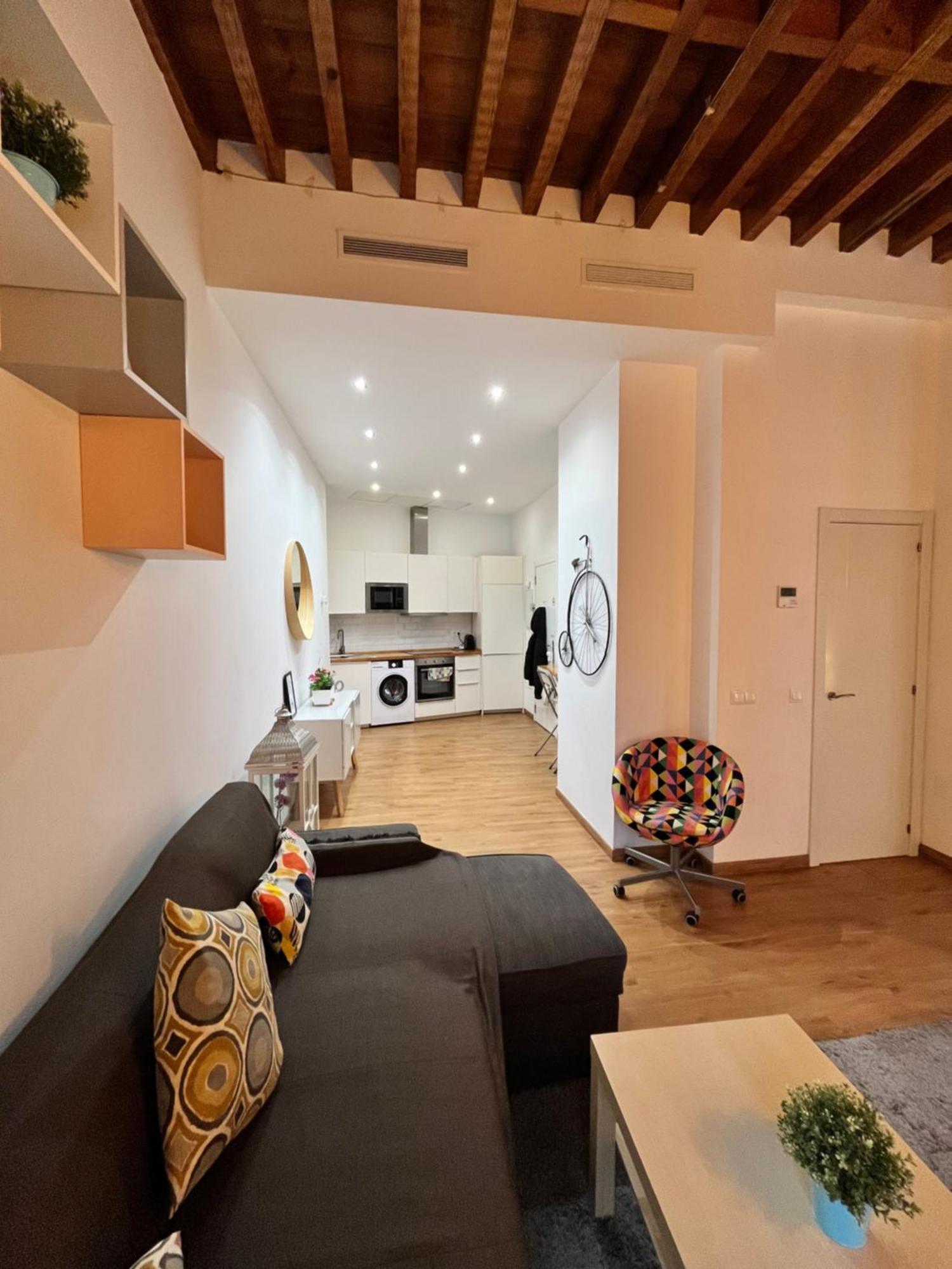 Larios Deluxe Studio Malaga Luaran gambar