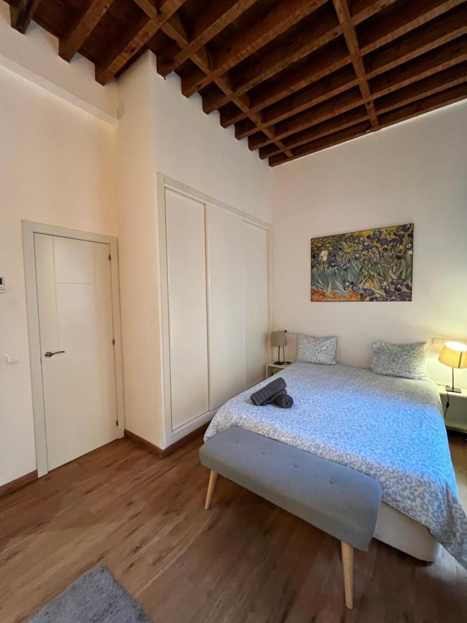 Larios Deluxe Studio Malaga Luaran gambar