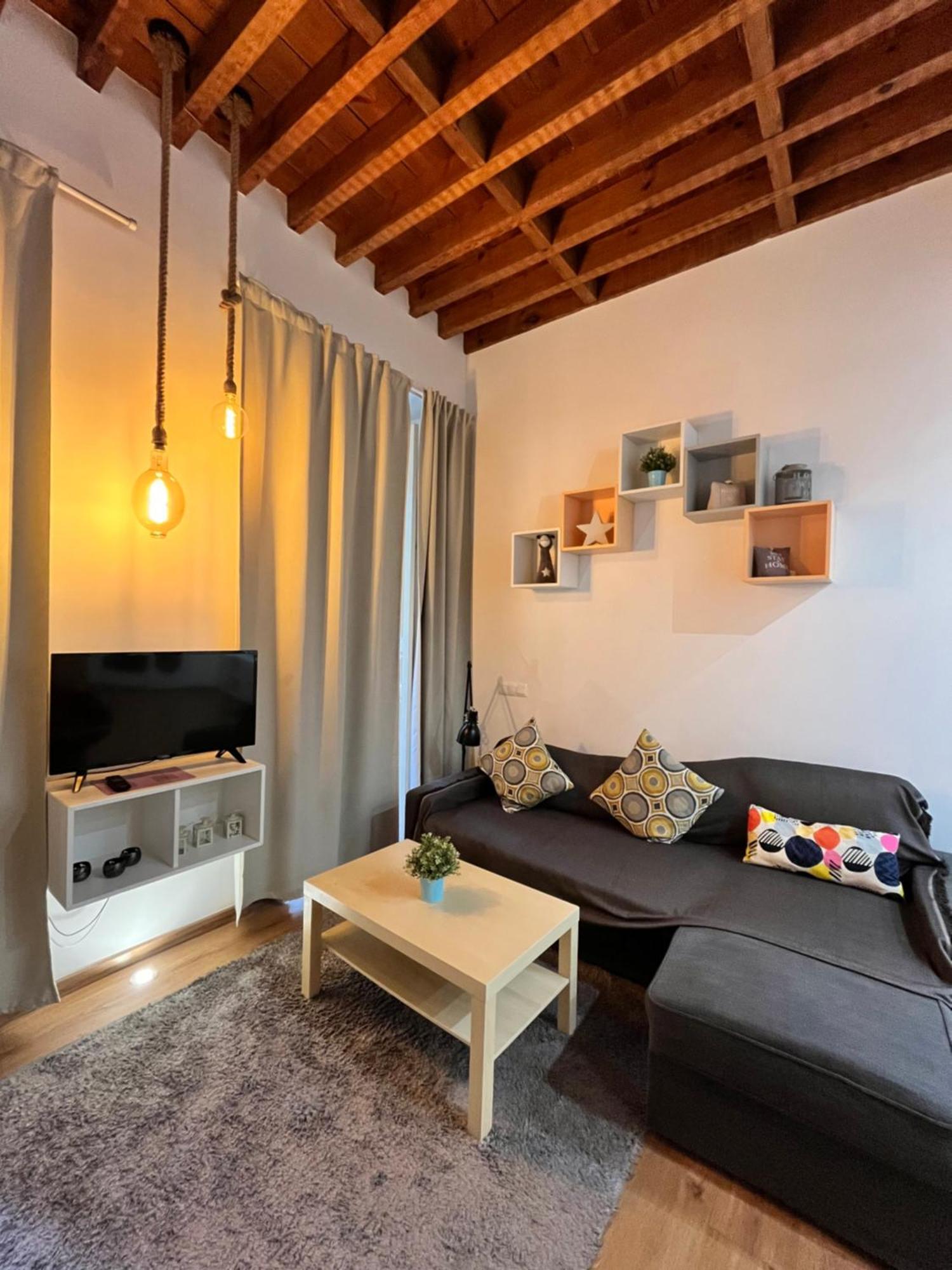 Larios Deluxe Studio Malaga Luaran gambar